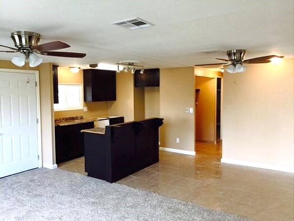 Hanford Del Arroyo Estates 860 e grangeville blvd 77Hanford, CA 93230