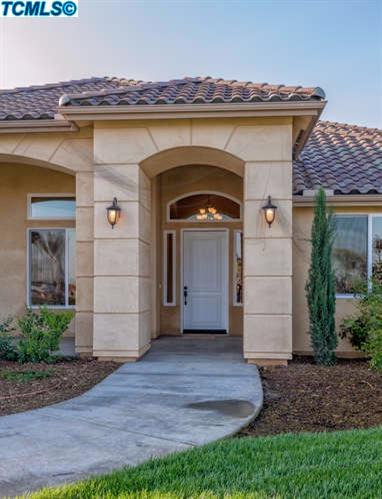 13797Serrano Place, Hanford, CA 93230