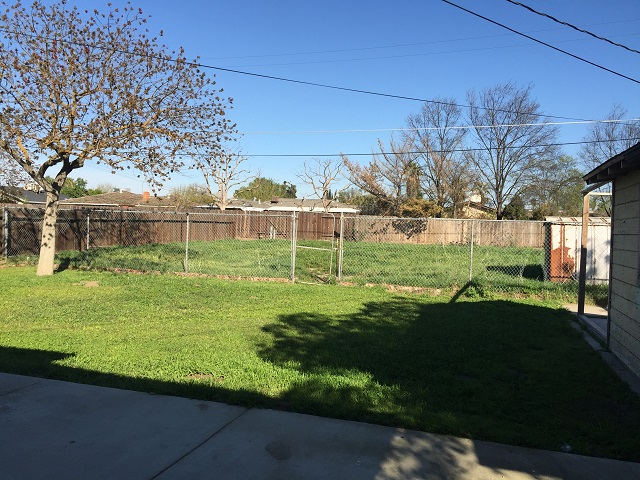 805 Gladys WayHanford, CA, 93230Kings County
