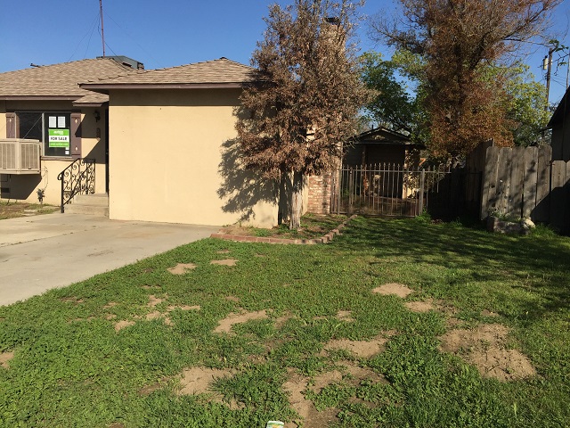 805 Gladys WayHanford, CA, 93230Kings County