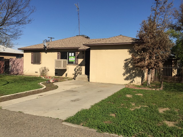 805 Gladys WayHanford, CA, 93230Kings County