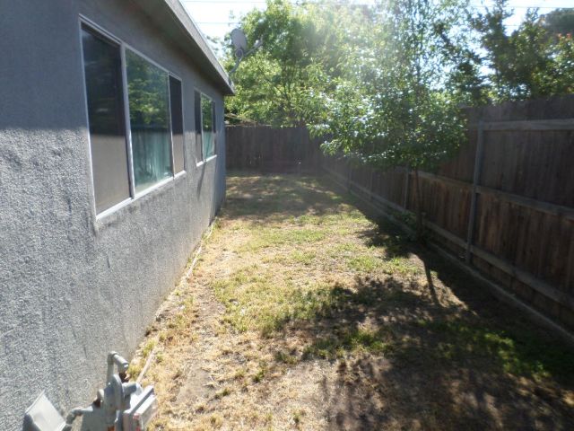 2050 Mulberry DrHanford, CA, 93230Kings County