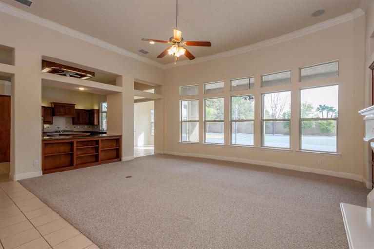 569 West Pioneer Way, Hanford, CA 93230