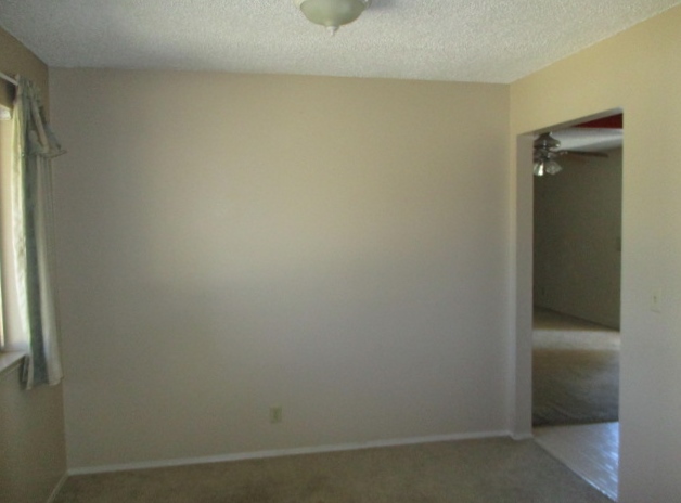 127 East Spruce AveLemoore, CA, 93245Kings County