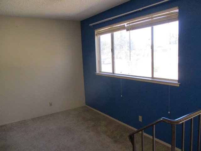 127 East Spruce AveLemoore, CA, 93245Kings County