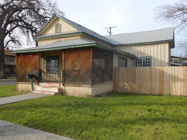 242 E Mill AvePorterville, CA, 93257Tulare County