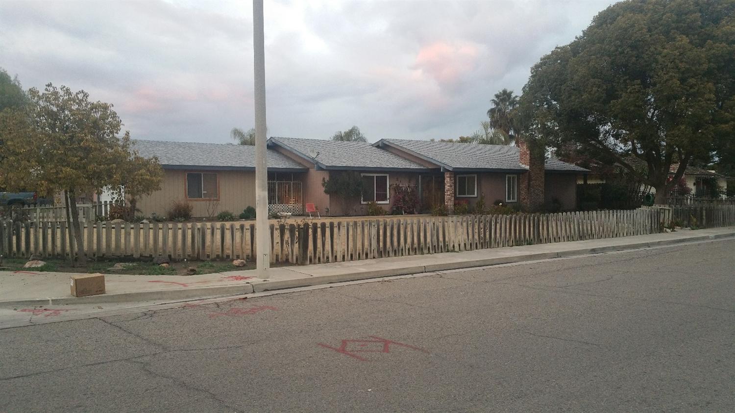 911 La Vida Ln Unit Unit: AB