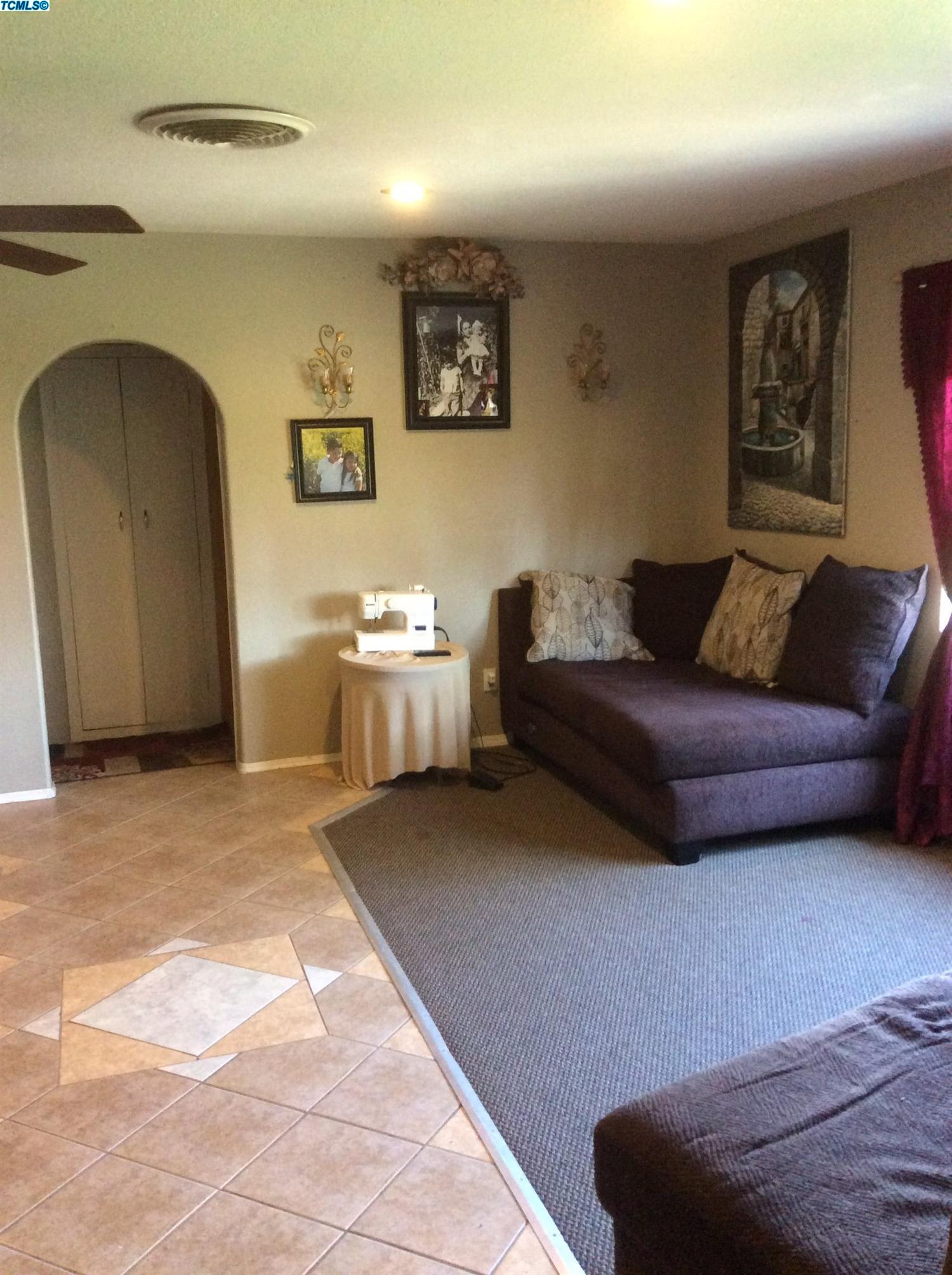 181 S Indiana, Porterville, United States 93257