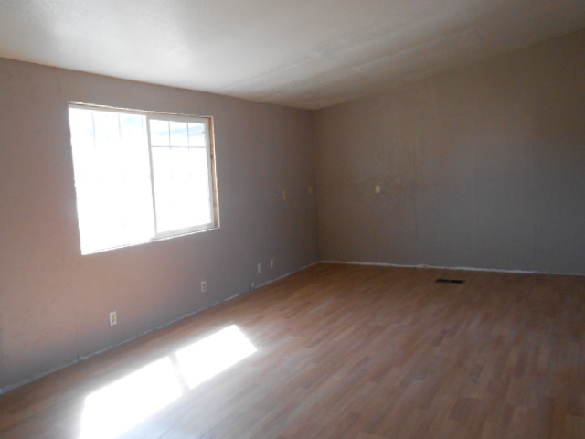 28145 Chaparrel AveTaft, CA, 93268Kern County