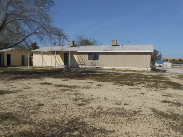 28145 Chaparrel AveTaft, CA, 93268Kern County