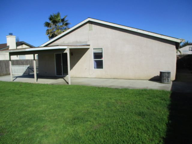 1781 La Cell AveTulare, CA, 93274Tulare County