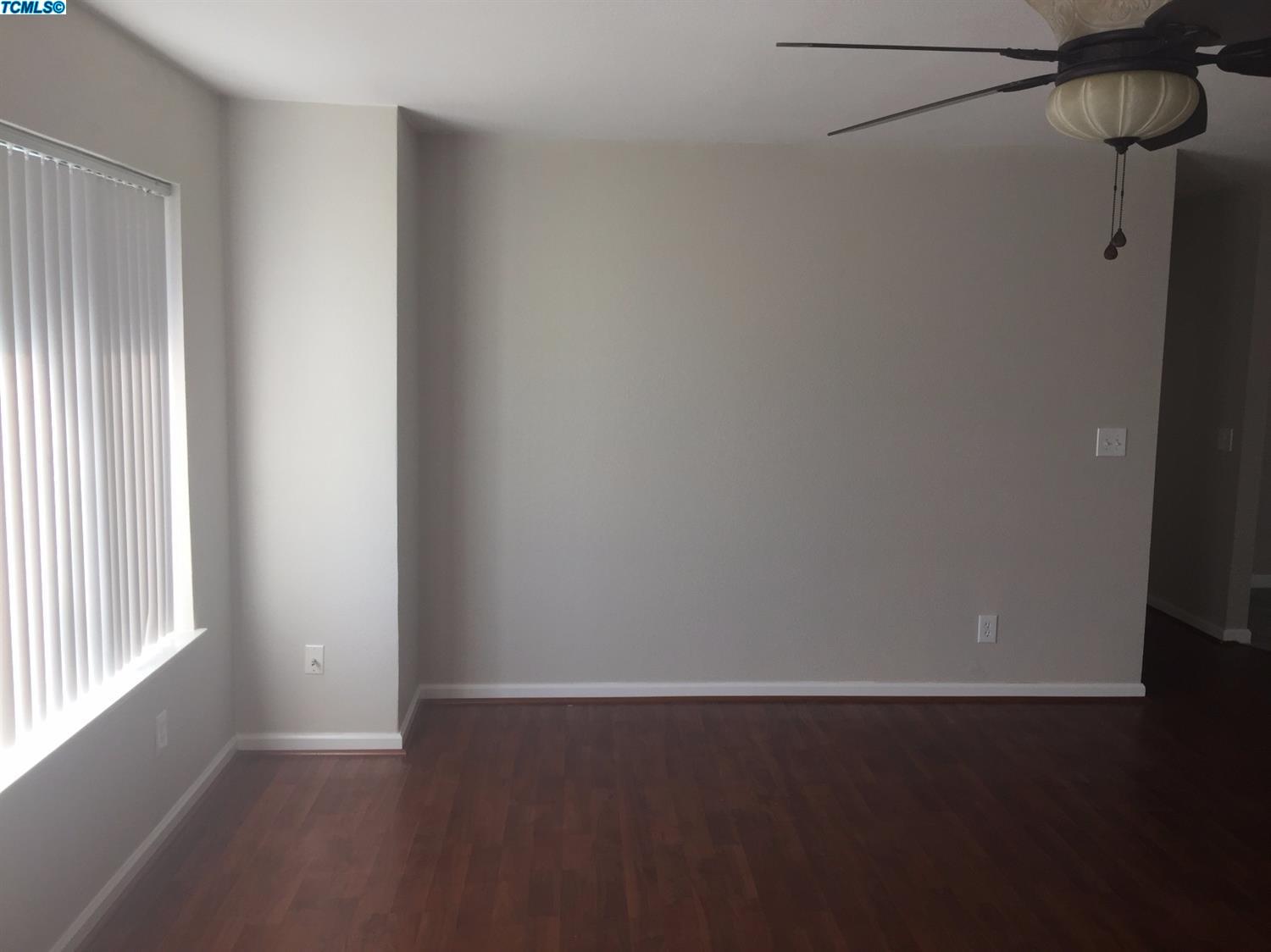 2916 West Russell Avenue, Visalia, CA 93277