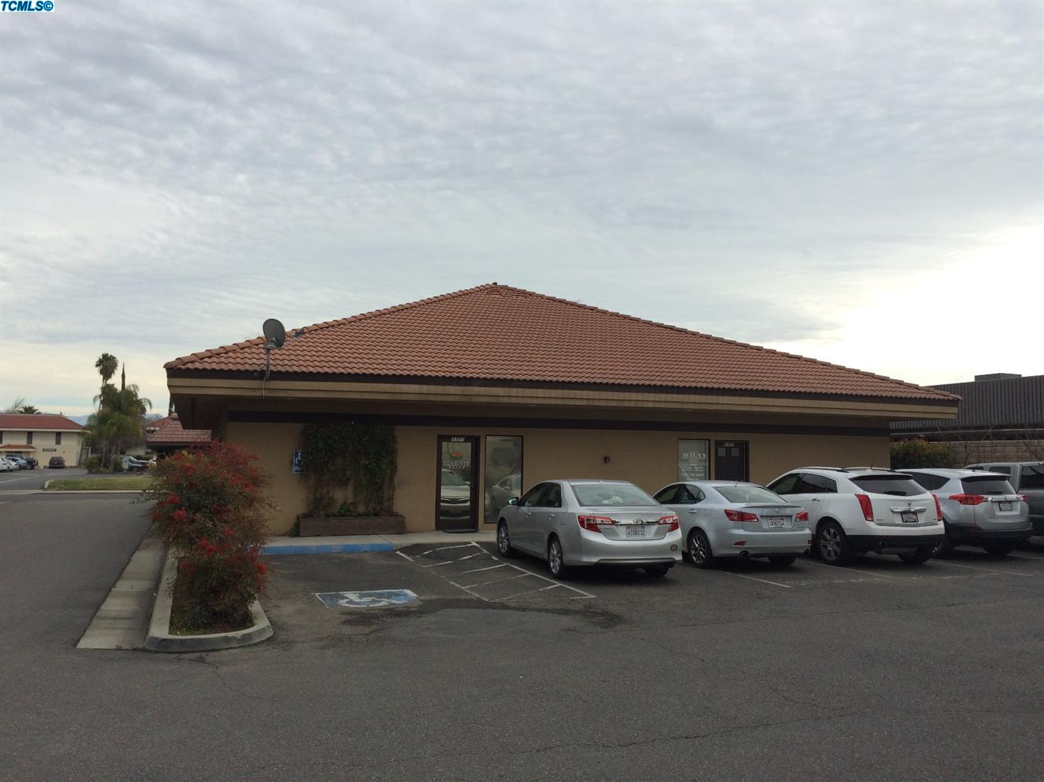 3321 S Fairway St, Visalia, United States 93277