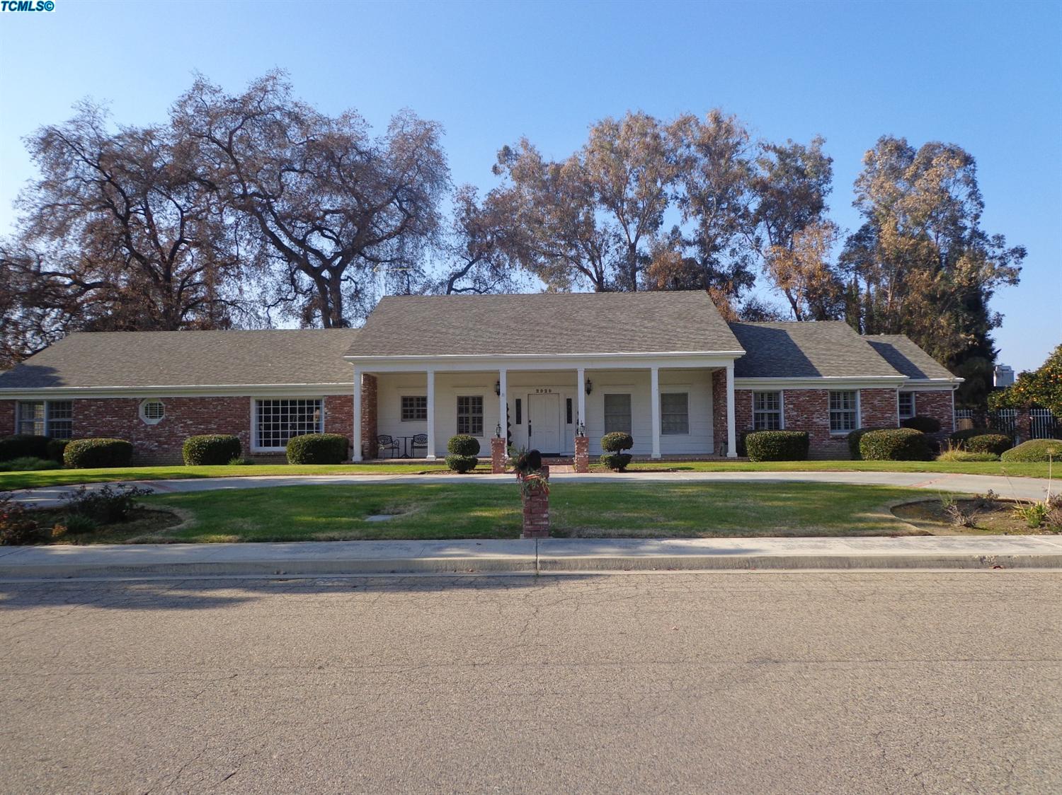 2929 Church St, Visalia, United States 93277
