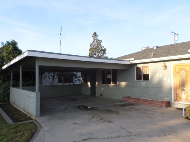 1221 S. Divisadero StreetVisalia, CA, 93277Tulare County