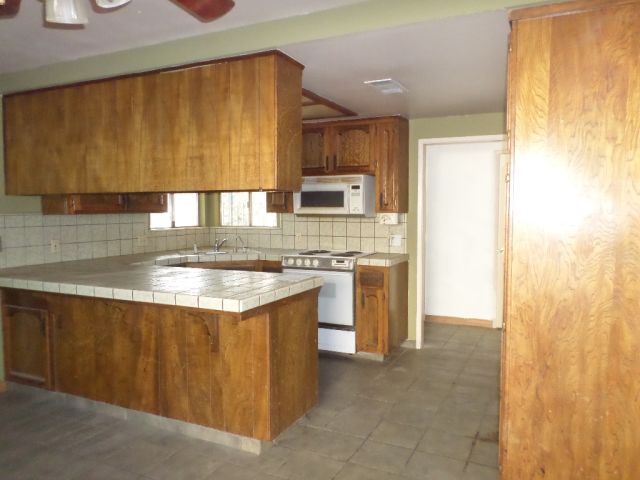 3135 W Whitendale AveVisalia, CA, 93277Tulare County