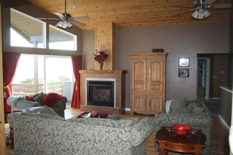 7508 Juniper Point Rd, Wofford Heights, United States 93285