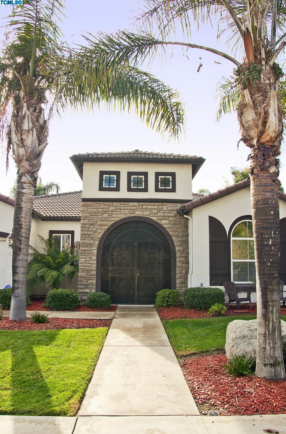 5915 West Vine Court, Visalia, CA 93291