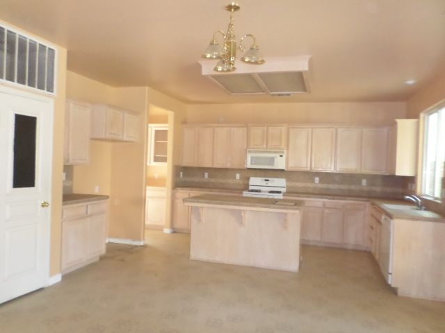 5919 W Whitley AveVisalia, CA, 93291Tulare County