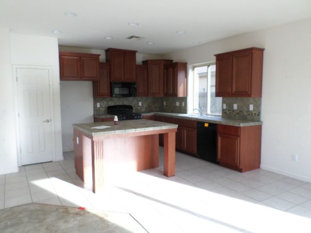 2313 S Elverta StVisalia, CA, 93292Tulare County