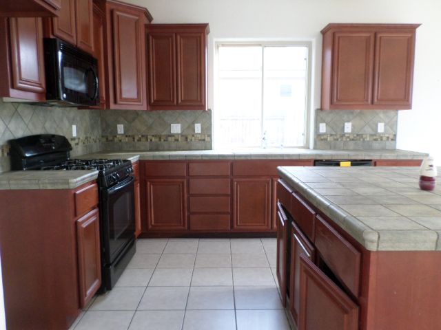 2313 S Elverta StVisalia, CA, 93292Tulare County