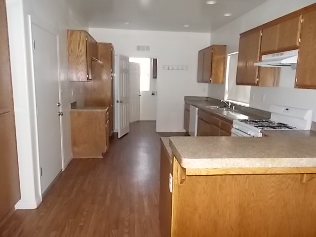 501 Harrier WayBakersfield, CA, 93301Kern County