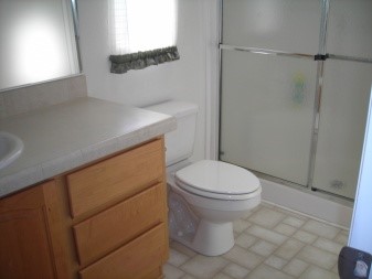 Royal Palms Mobile Park805 Crown AveBakersfield, CA 93301