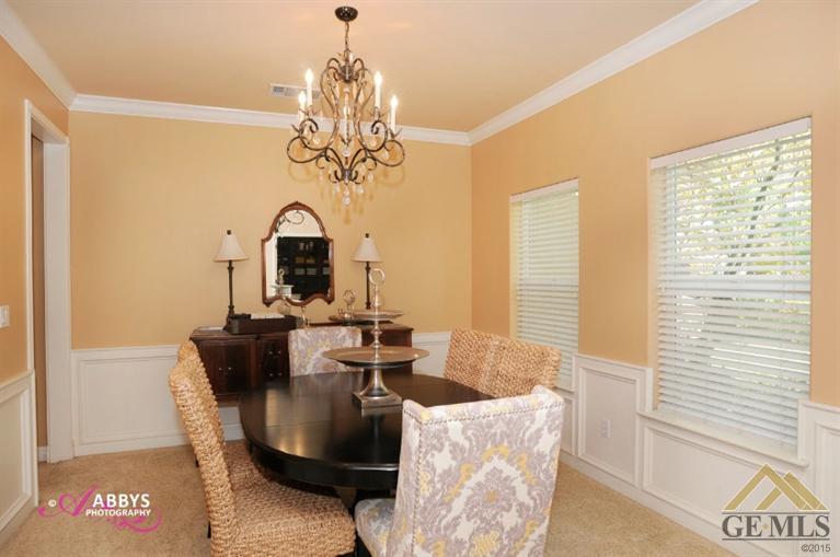 2301 B Street, Bakersfield, CA 93301