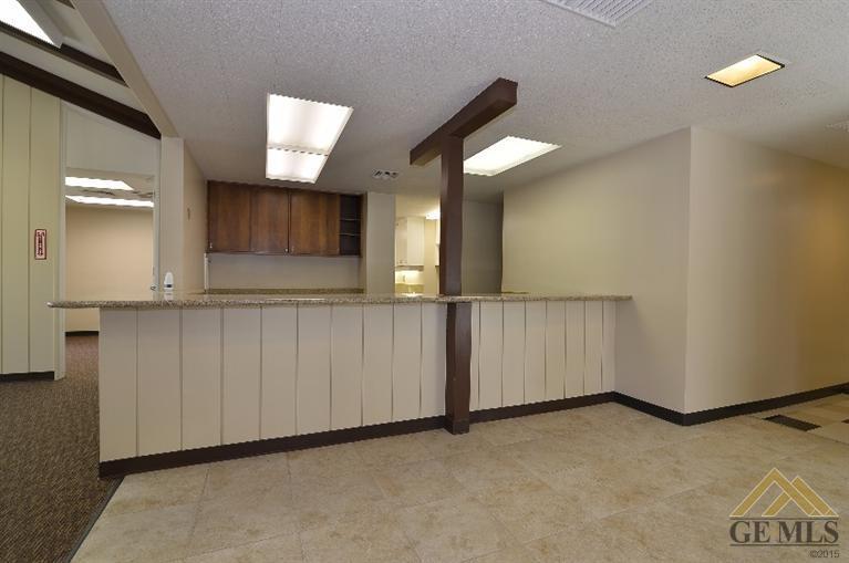 3737 San Dimas Street, Bakersfield, CA 93301