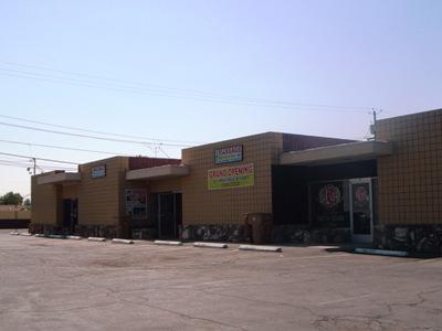 126 Chester Avenue, Bakersfield, CA 93301