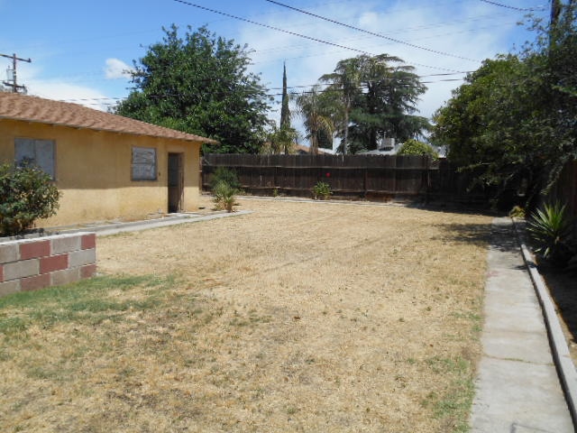 704 Stephens DriveBakersfield, CA, 93304Kern County