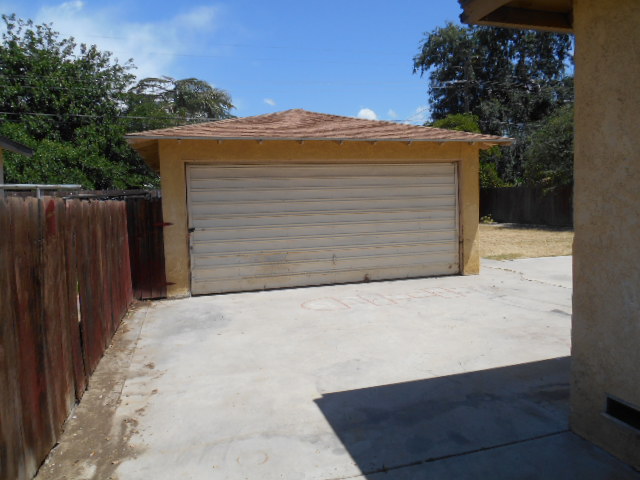 704 Stephens DriveBakersfield, CA, 93304Kern County