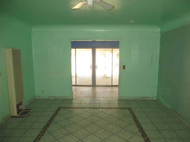 424 T StBakersfield, CA, 93304Kern County