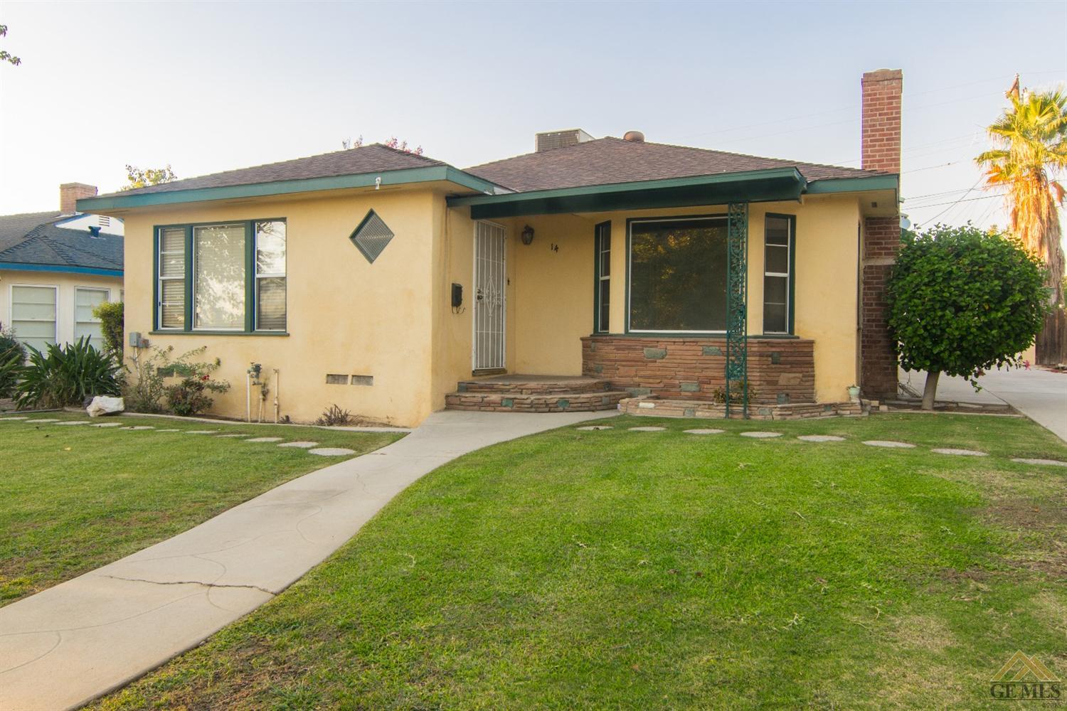 14 Montrose Street, Bakersfield, CA 93305
