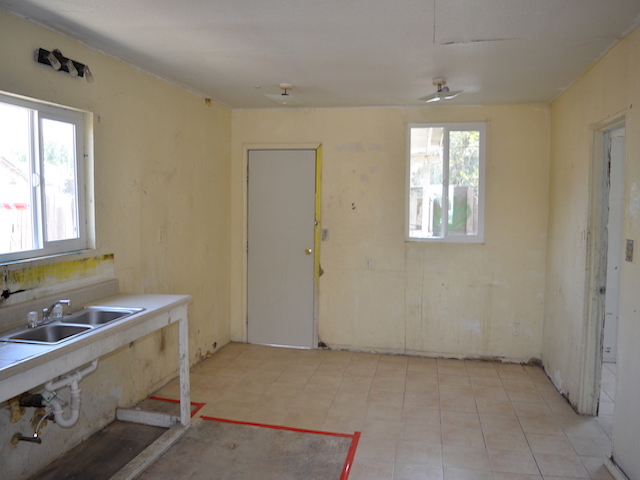 2027 Owens StBakersfield, CA, 93305Kern County