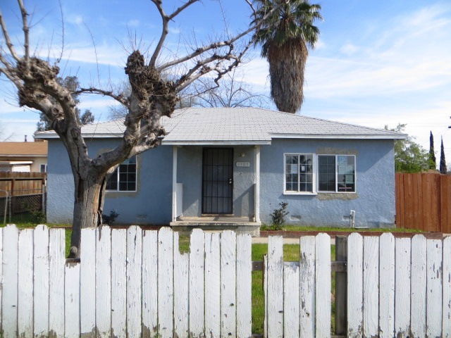 1103 Sterling RdBakersfield, CA, 93306Kern County