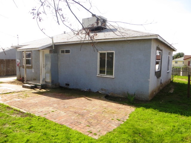 1103 Sterling RdBakersfield, CA, 93306Kern County