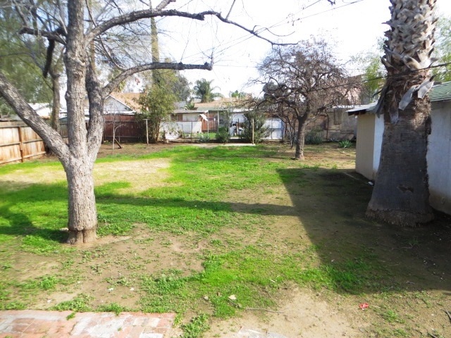 1103 Sterling RdBakersfield, CA, 93306Kern County