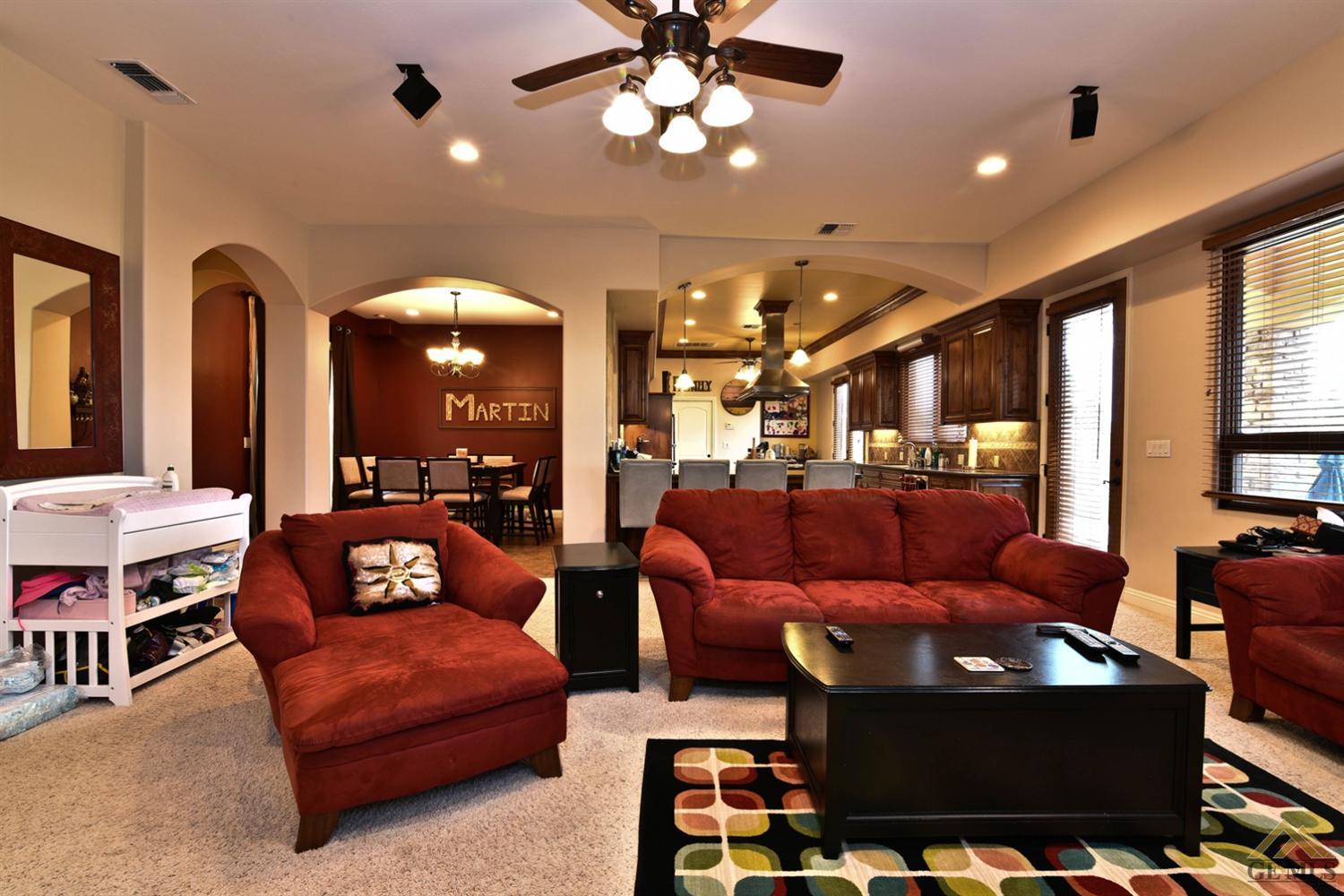 5405 Via Venezia, Bakersfield, United States 93306