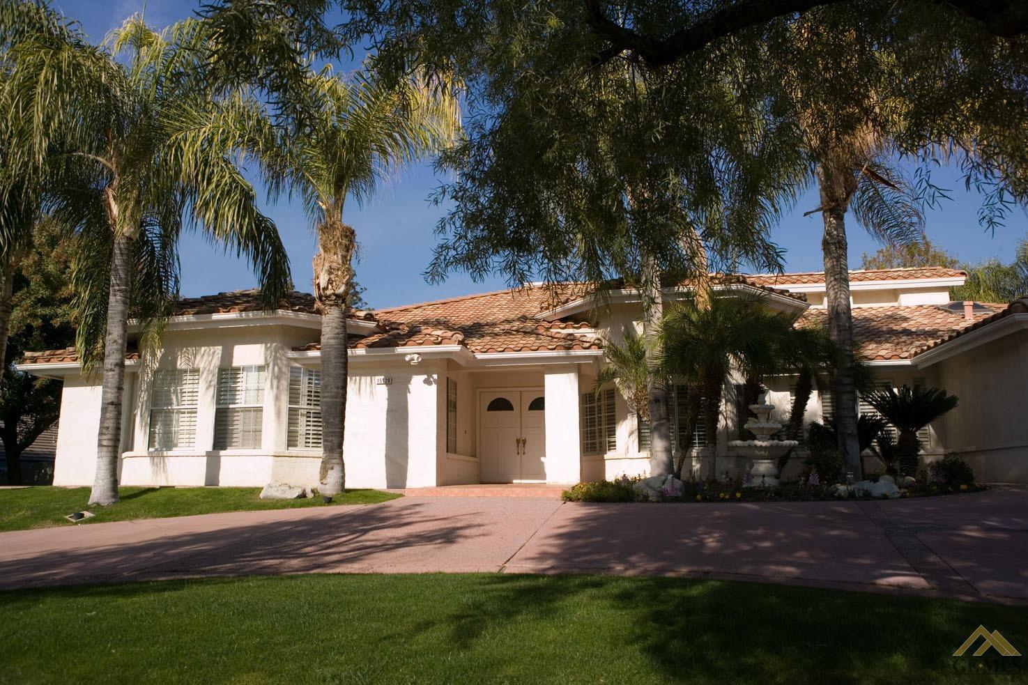 15120 Vista Grande Drive, Bakersfield, CA 93306
