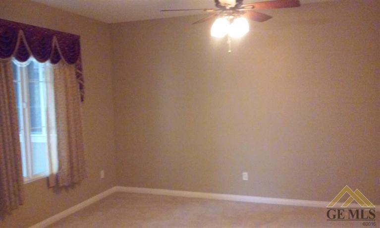 15103 Via Messina Drive, Bakersfield, United States 93306