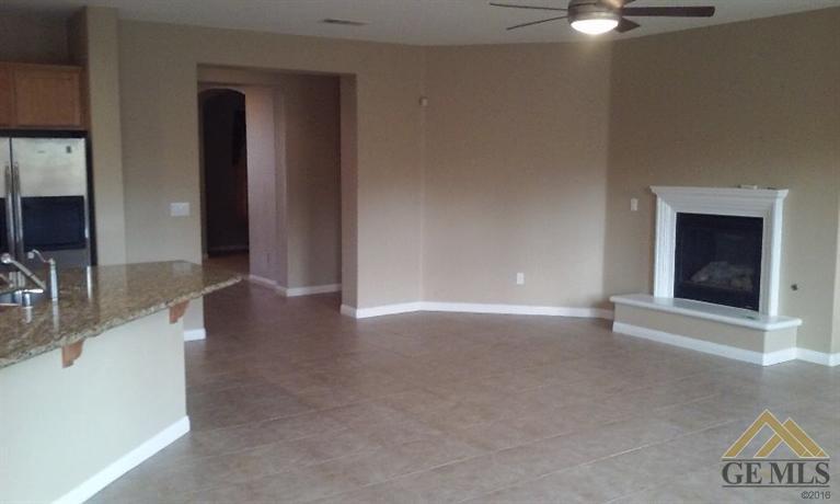 15103 Via Messina Drive, Bakersfield, United States 93306