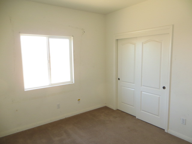 1706 Fornax CtBakersfield, CA, 93306Kern County