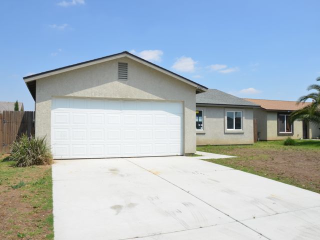 7207 Isla Mona CtBakersfield, CA, 93307Kern County
