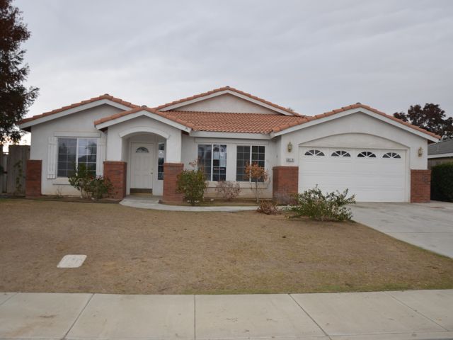 5701 Via Marisol StBakersfield, CA, 93308Kern County