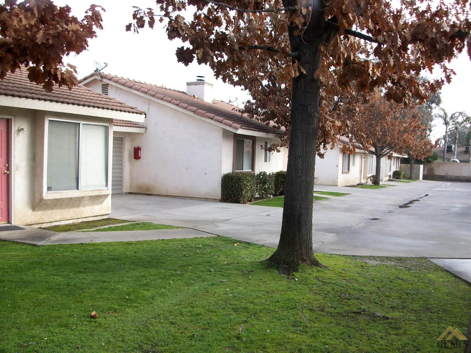 2726 Gosford Road, Bakersfield, United States 93309