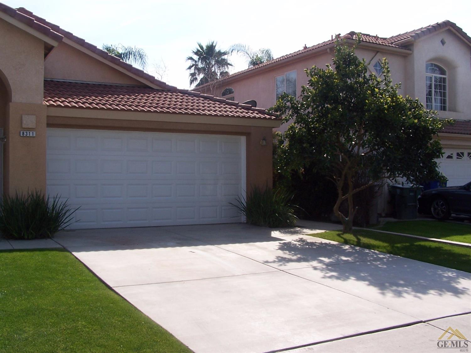 8311 Persimmon Dr, Bakersfield, CA 93311