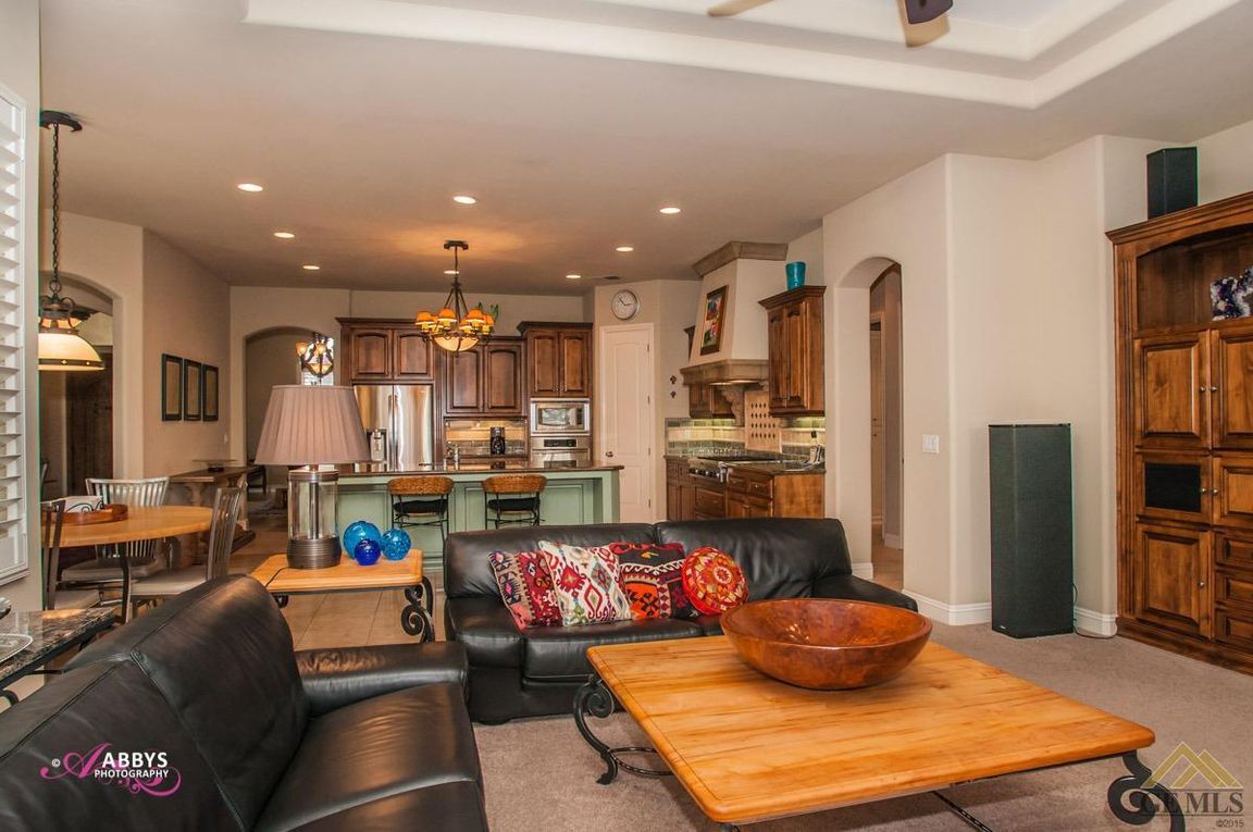 2503 Twickenham Court, Bakersfield, United States 93311