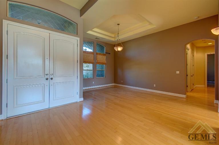11619 Harrington Street, Bakersfield, United States 93311