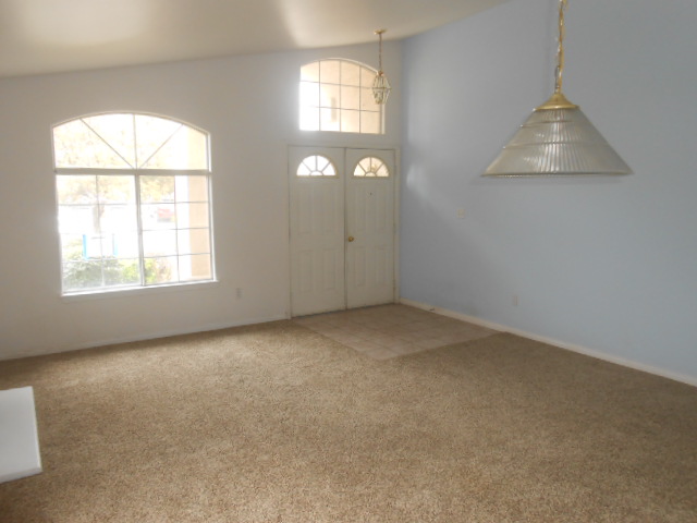 10412 Heather Valley DriveBakersfield, CA, 93312Kern County